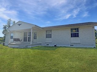 203 Landiss Ave, Cumberland City, TN 37050