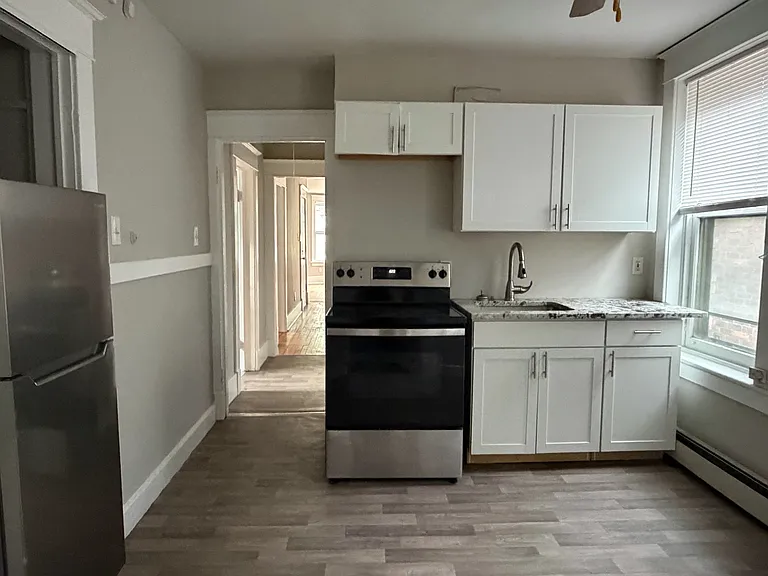 212 Myrtle Ave #2 — Photo 4