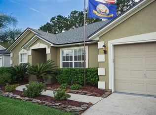 15804 Canoe Creek Dr, Jacksonville, FL 32218