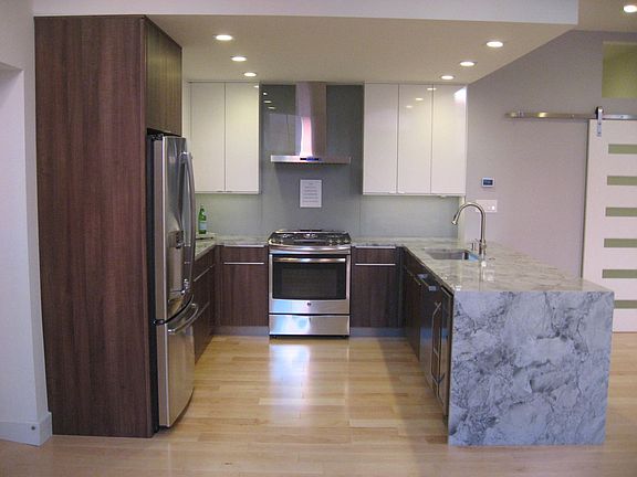 2nd image of 559 N 20th St #C