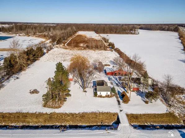 16246 Morocco Rd, Petersburg, MI 49270