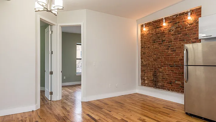 Rented by Nooklyn NYC LLC | media 18