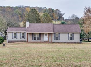 1706 Caspian Dr, Culleoka, TN 38451