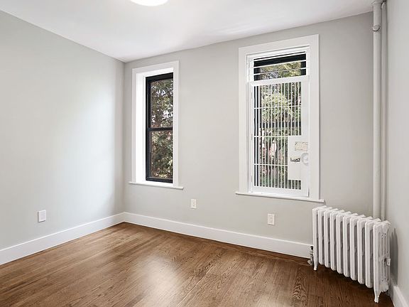 4th image of 421 E 114th St APT 2D