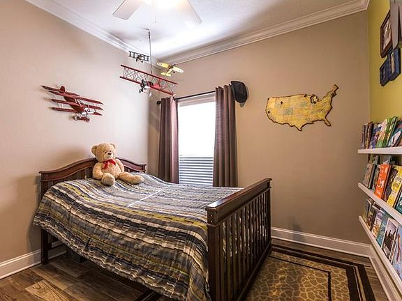 5th image of 1411 Emerald Hill Way