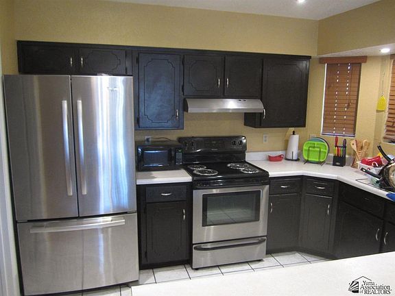 4th image of 1273 S Howard Dr