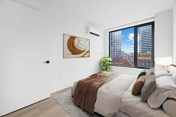 Rented by REAL New York | media 18