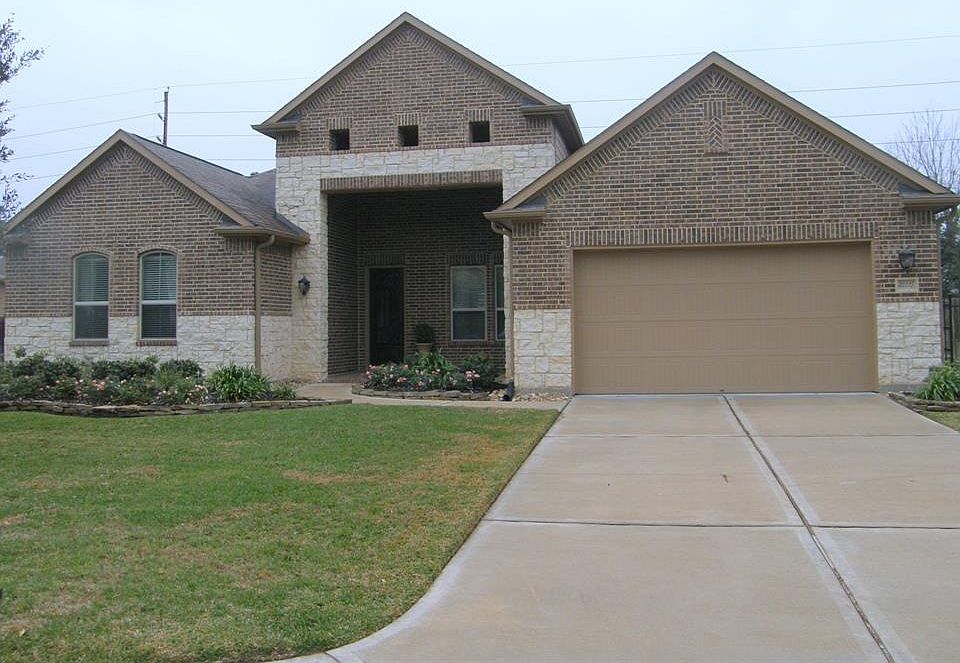 1st image of 32227 Waterford Crest Ln