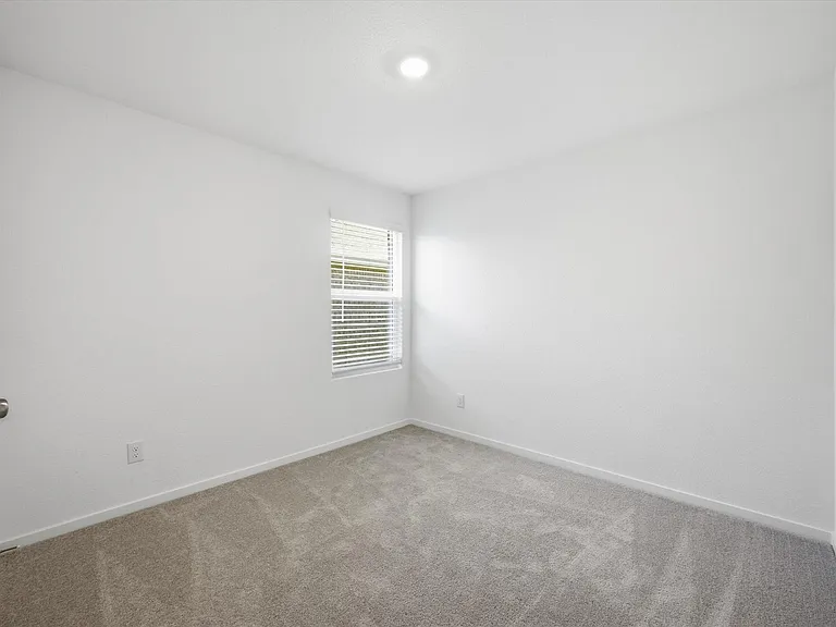 1625 Elliot Rd — Photo 11