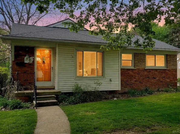 303 Pennell St, Northville, MI 48167