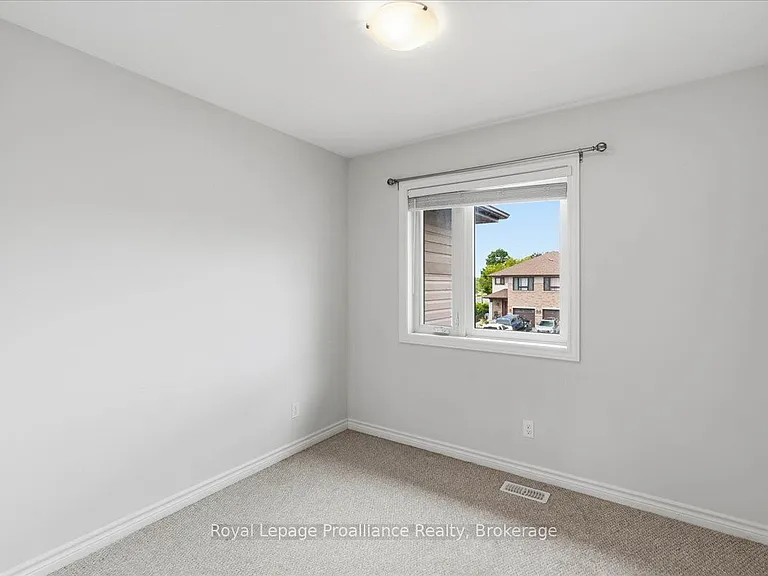 16 Ledgerock Ct — Photo 20