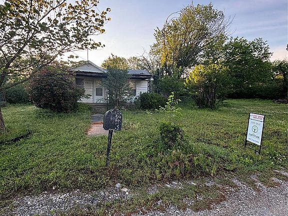 3rd image of 3506 Carter Rd