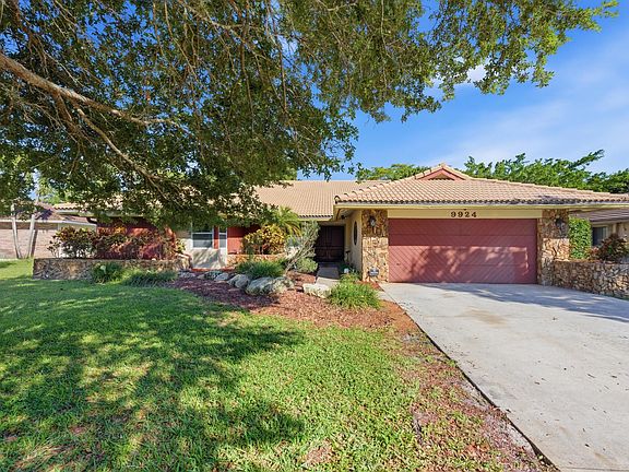 5th image of 9924 NW 3rd Place