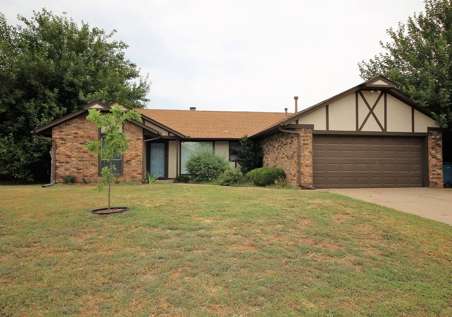 Great 3 bed, 2 bath, 2 Car home in Edmond — Photo 2