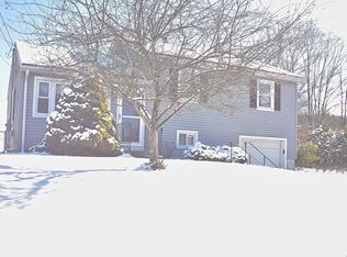 21 College Ave, Southington, CT 06489