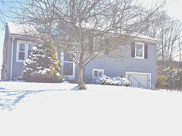 21 College Avenue, Southington, CT 06489