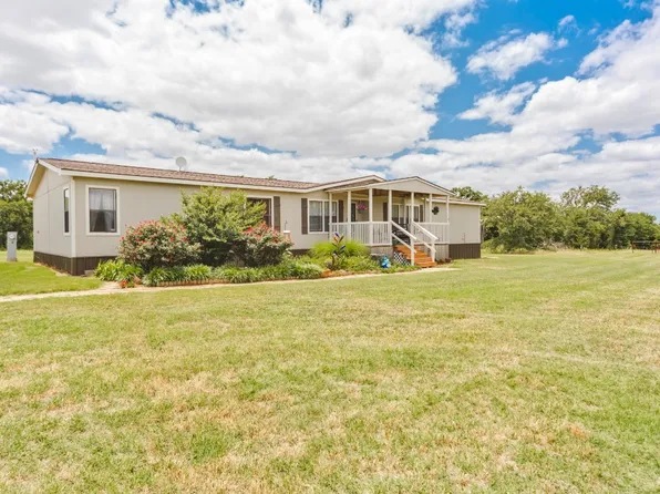 188 Hunter Trl, Bridgeport, TX 76426