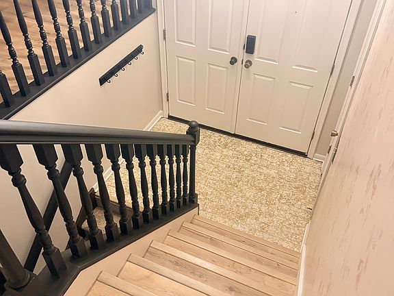 5th image of 1524 S 143rd St