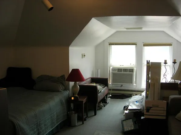 718 E 8th St #1/2, Bloomington, IN 47408