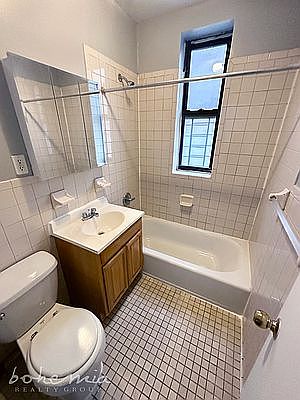 5th image of 235 W 146th St