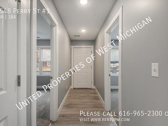 4th image of 3548 Perry St #1