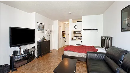 Rented by NY Home & Living Inc.