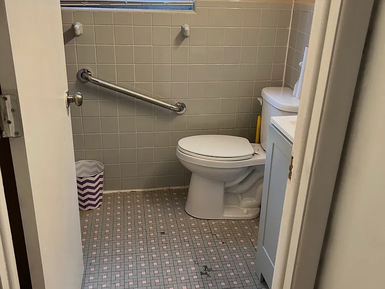 151 W Penn St — Photo 19