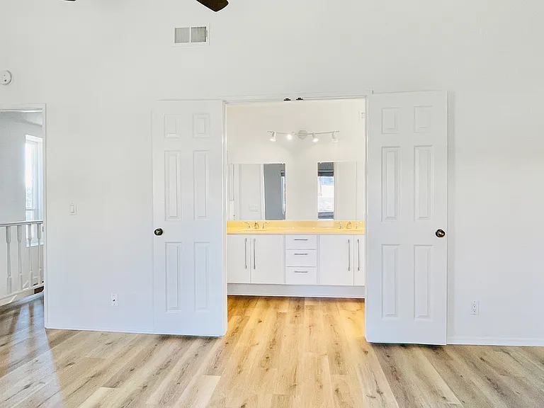 2504 Woodlands Way — Photo 20