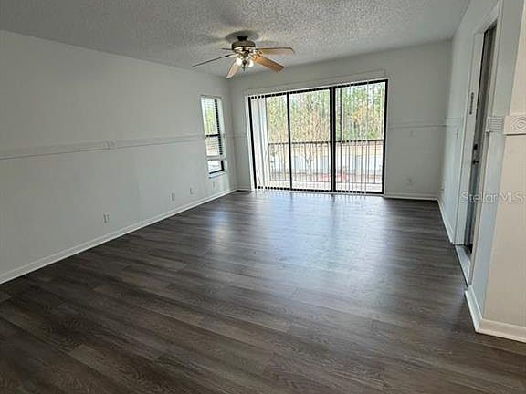 5th image of 1322 Pine Ridge Cir