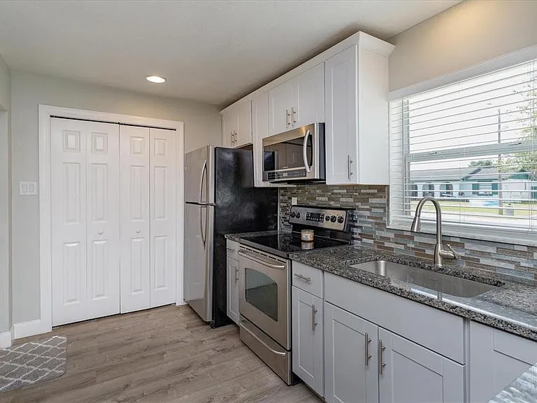 504 El Dorado Way — Photo 9