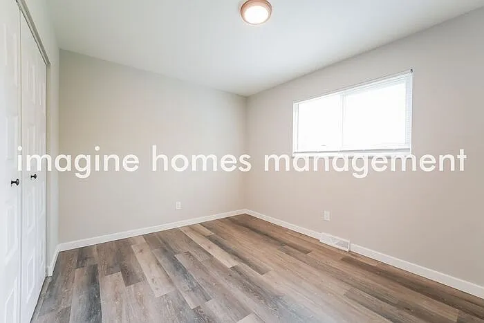 435 Alpine Village Dr — Photo 6