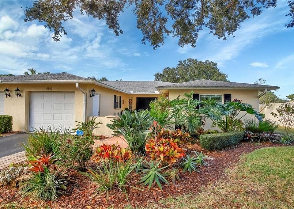 1st image of 6980 W Country Club Dr N