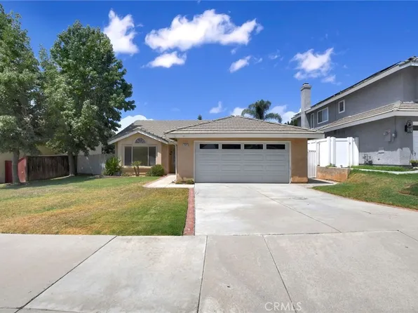 7564 Rock Crest Ln, Highland, CA 92346