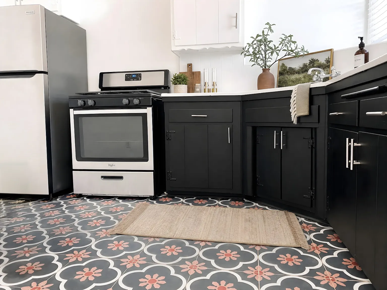 1 bed, 700 sqft, $2,195 — Photo 2