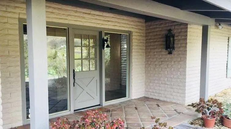 16613 N Mesa Dr — Photo 2