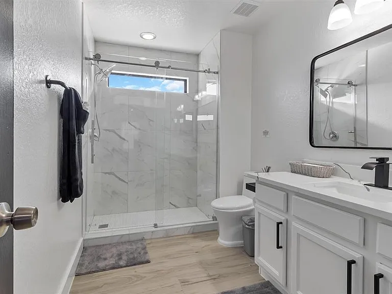 16748 Lazy Breeze Loop — Photo 9