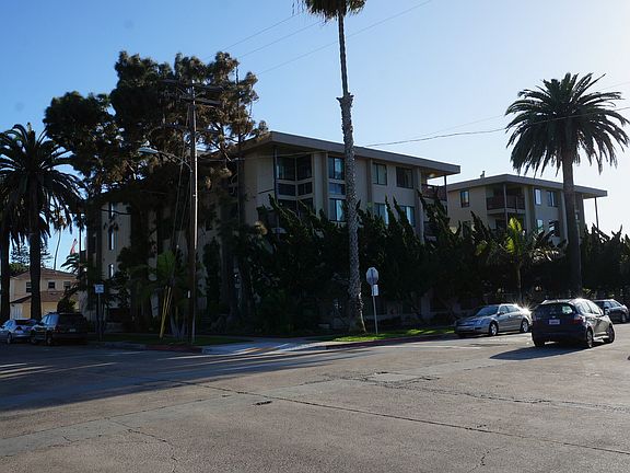 2nd image of 881 Thomas Ave APT 25