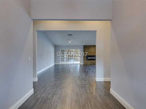 3rd image of 8016 Secret Harbor Ct