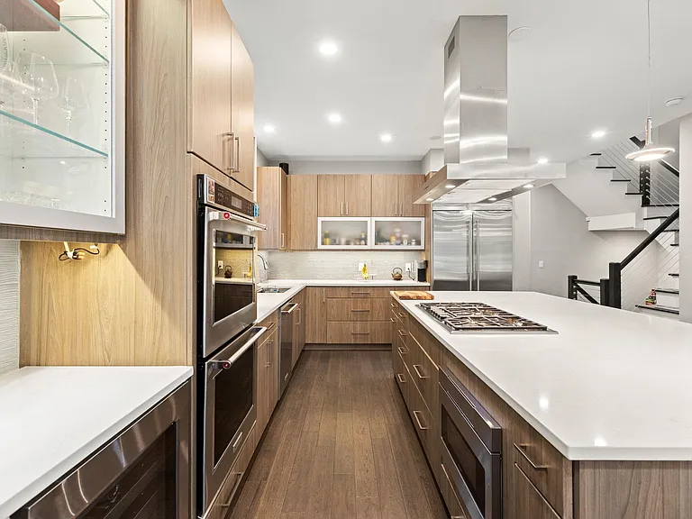 6 Annette Ave — Photo 8