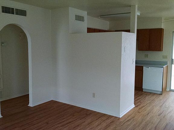 2nd image of 3646 E Blacklidge Dr