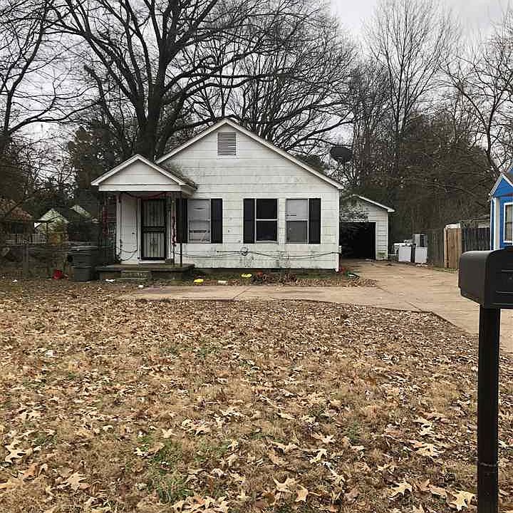 2nd image of 769 Whitney Ave