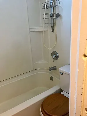 Rented by Reyes & Elsamad Real Estate Group | media 17