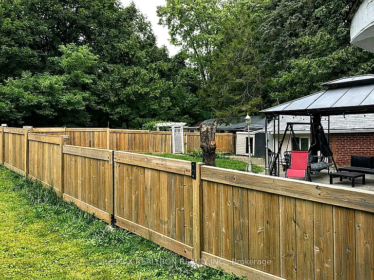 2430 King Rd — Photo 18