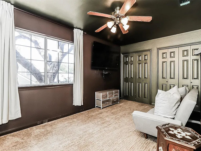 1702 Newning Ave #A — Photo 16