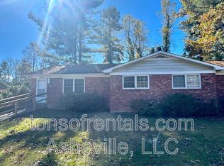 1614 Brevard Rd, Hendersonville, NC 28791
