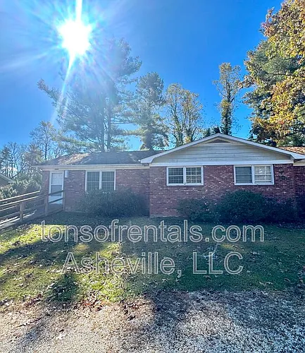 1614 Brevard Rd Photo 1
