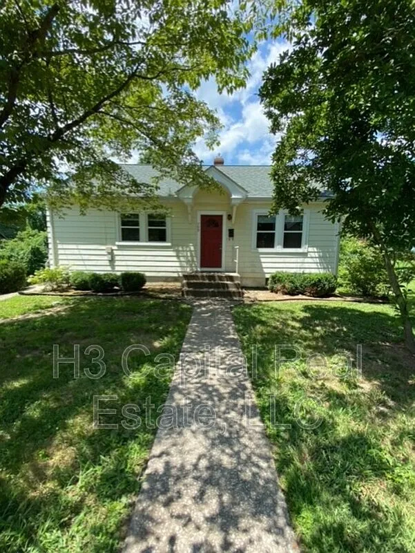 709 Payne St photo 1