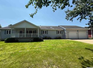 914 Poplar St, Osage, IA 50461