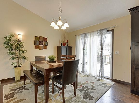 Dining & adjoining deck