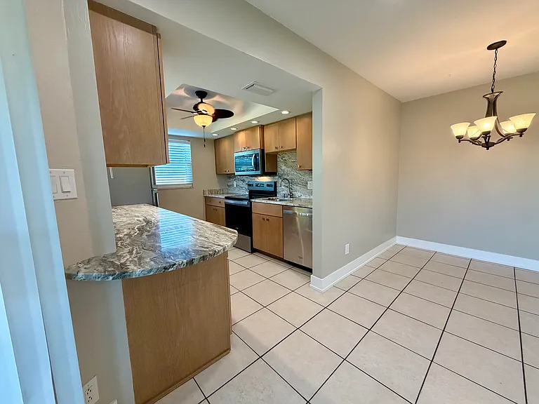 965 Morningside Dr #2W — Photo 18